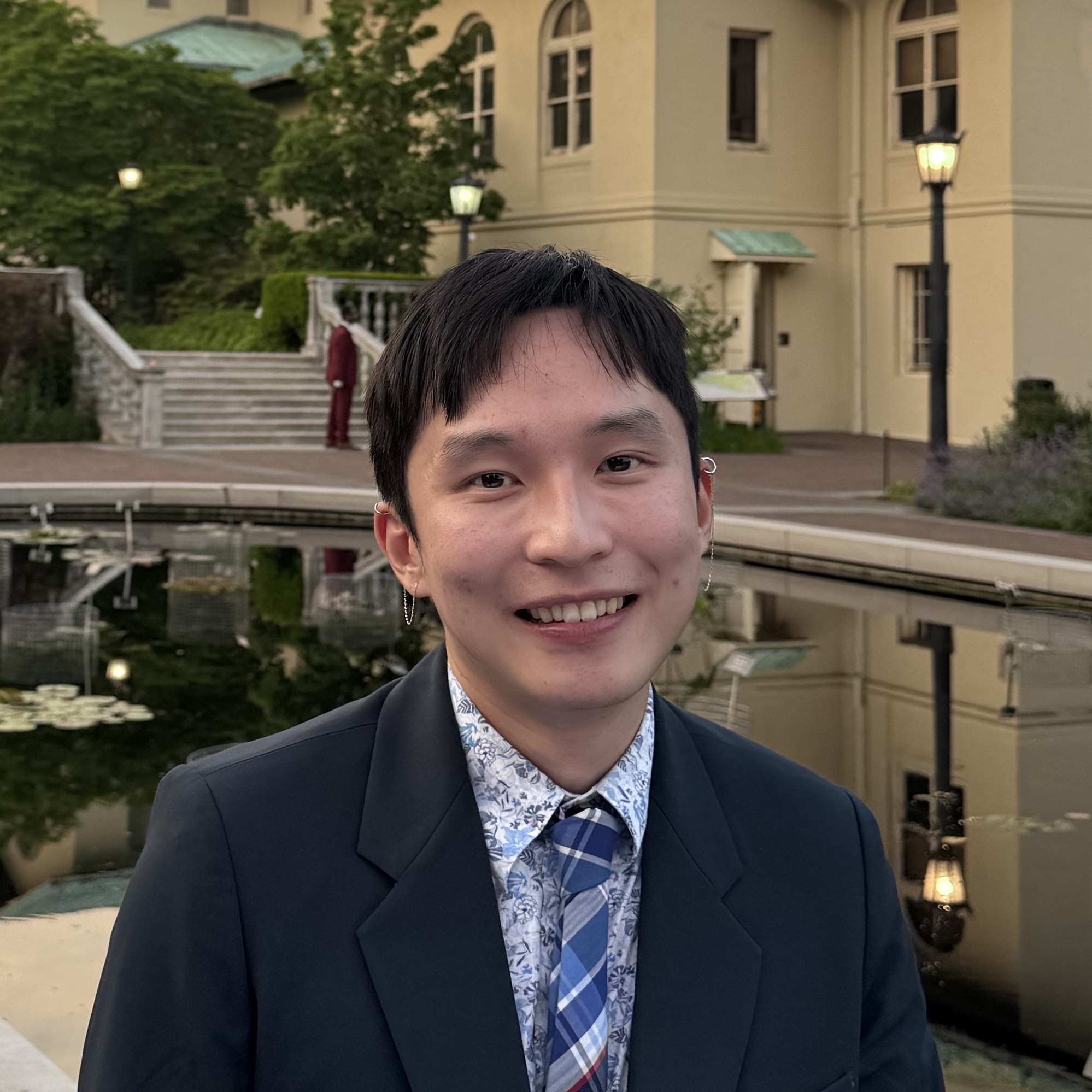 Picture of Angus Lam